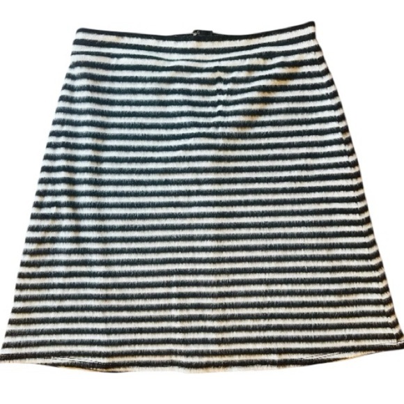 Maeve by Anthropologie Angora Feel Black White Striped SOFT Fully Lined Skirt 8 - Picture 1 of 8